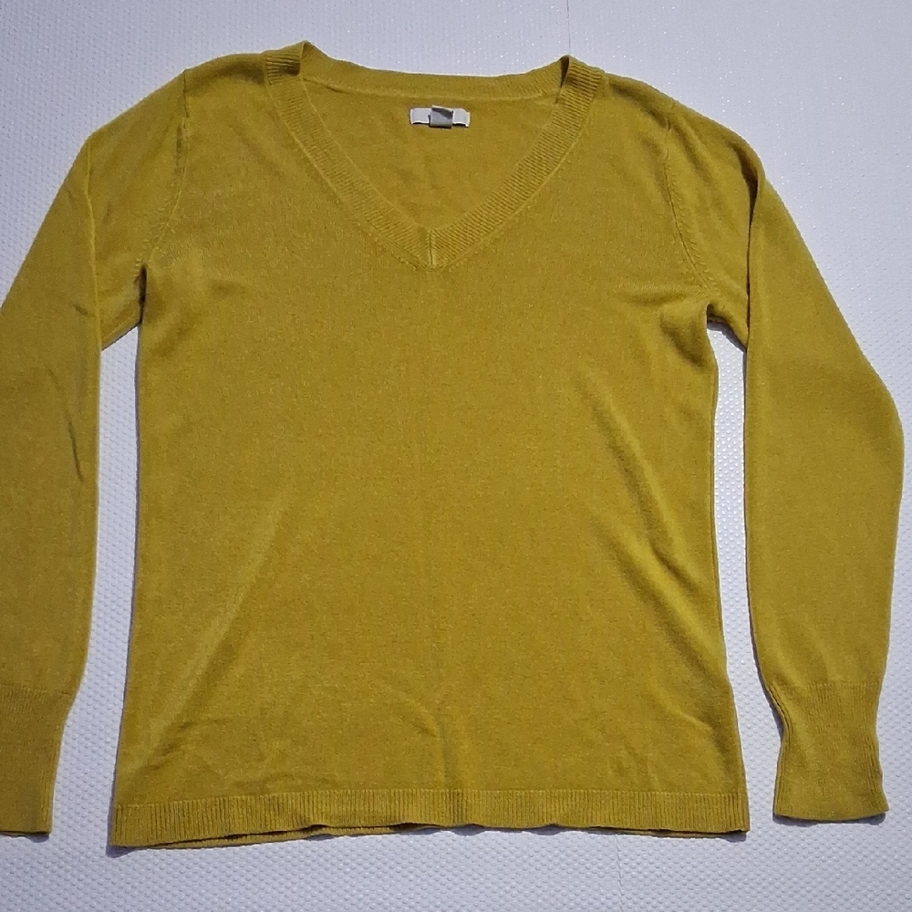 Croft & Barrow Mustard V-Neck Sweater
